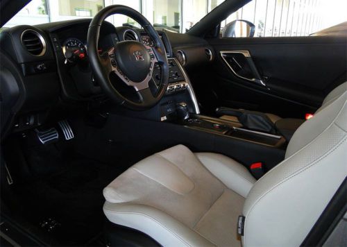 MINT CONDITION GTR SUPERCAR! BONE STOCK! $10K IN SERVICE RECORDS! IMMACULATE!!!, image 6