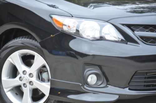 2011 Toyota Corolla S Loaded 32K Miles Black One Owner Florida Car, image 9
