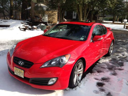 2012 hyundai genesis coupe 3.8 track coupe 2-door 3.8l