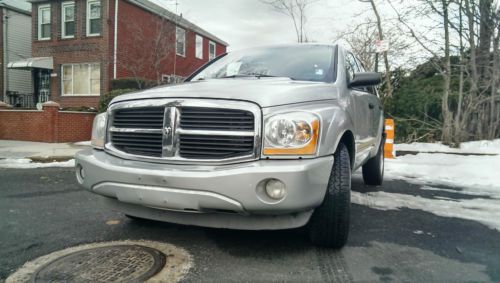 2005 dodge durango slt