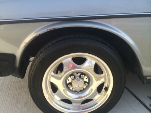1984 Mercedes Benz 300CD LOW RESERVE same as 300D 300SD 300TD, image 9