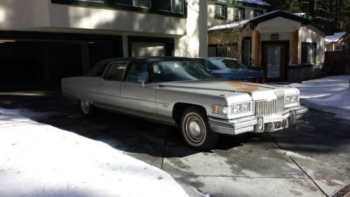 1975 cadillac series 75 fleetwood