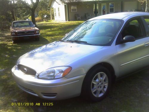 2007 ford taurus se sedan 4-door 3.0l