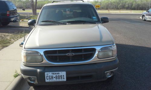 2001 ford explorer xlt