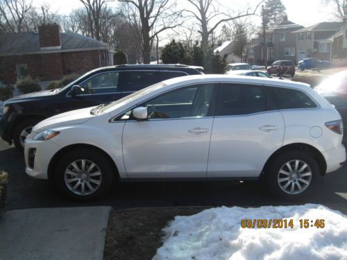 2010 mazda cx-7 sv sport utility 4-door 2.5l only 5200 origional miles