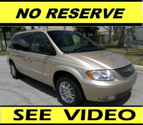 Chrysler town &amp; country limited,caravan,loaded,warranty,see video,no reserve