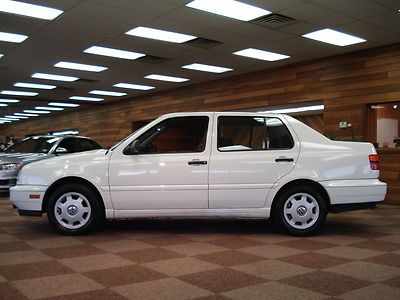 No reserve 1998 vw volkswagen jetta tdi diesel 5-spd sunroof one owner wow!