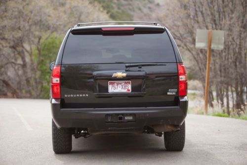 2010 Chevrolet Suburban 1500 LT, Hi-Lo 4x4, HD Trailering Package, image 5