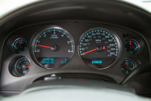 2010 Chevrolet Suburban 1500 LT, Hi-Lo 4x4, HD Trailering Package, image 14