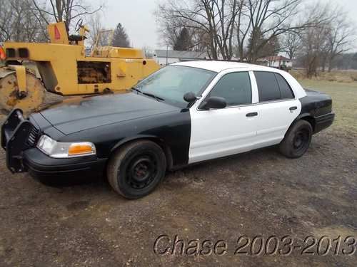 2004 ford crown vic victoria police interceptor - 4.6l v8 - 106,453 miles