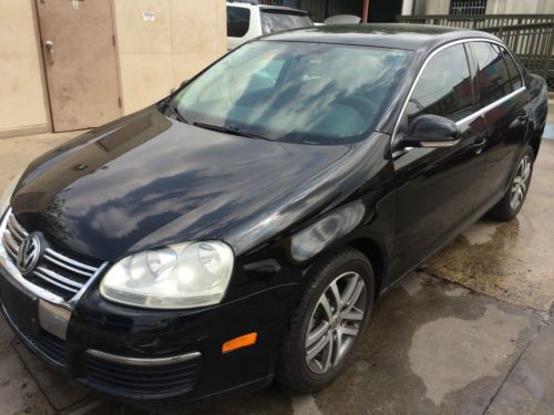 2006 volkswagen jetta 4 dr fully loaded 84k mls 2.5l 5 cyl non smoker no reserve