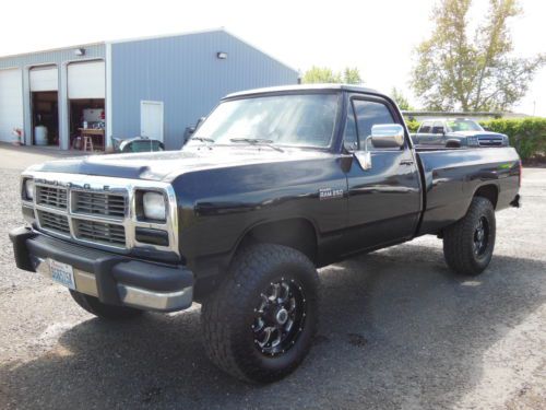 1991 dodge w250  cummins new paint &amp; brand new wheels &amp; tires