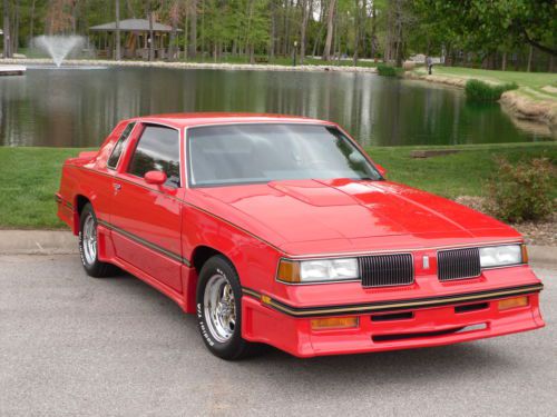 1988 oldsmobile hurst/olds 20th anniversary aero commemorative  455 the red one