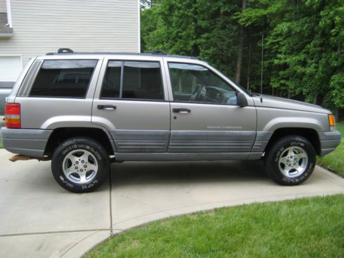 1998 jeep grand cherokee laredo -low miles, mechanically exc, new tires nonsmoke