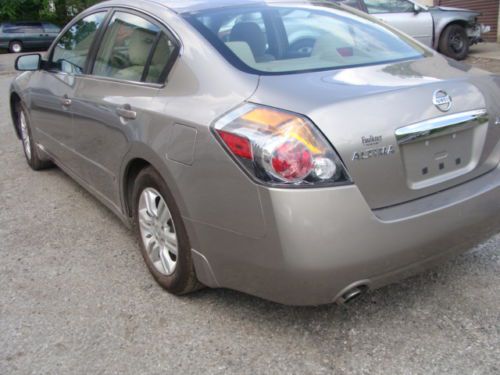 2011 nissan altima