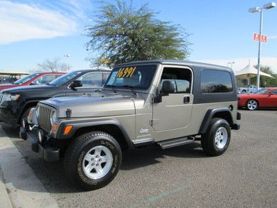 2004 4x4 4wd automatic miles:54k hard top suv