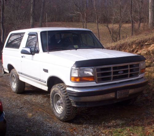 1994 ford bronco xlt 4x4, white, very good condition