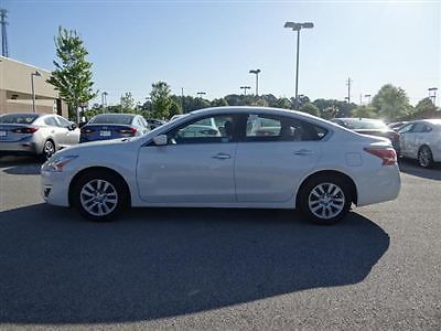 Nissan altima 2.5 sl low miles 4 dr sedan automatic gasoline 2.5l 4 cyl engine c