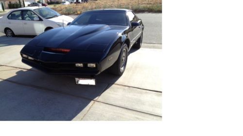 1983 pontiac trans am knight rider clone