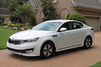 Great fuel mileage  perfect condition  way below wholesale