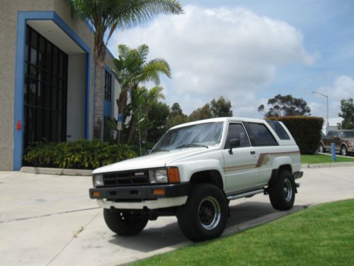 1984 toyota 4runner original 137k! with a straight front axle with leaf springs!