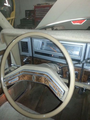 1978 Lincoln Continental Base Hardtop 4-Door 7.5L, image 11