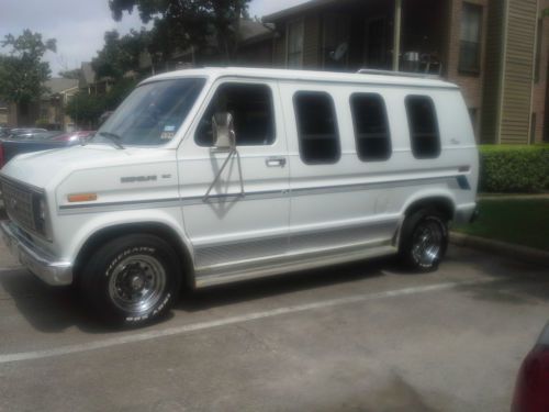 1990 ford e-150  wheelchair van