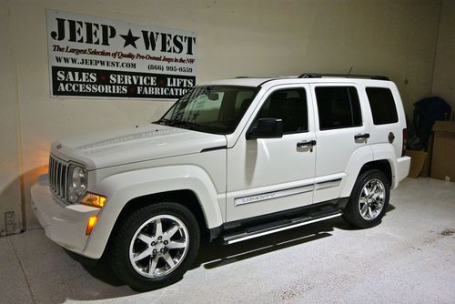 * * * 2010 jeep liberty limited * * *  35k miles