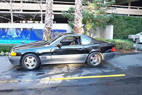 1992 mbz 300sl,black on black leather,both tops,nice