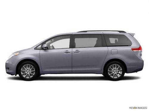 2014 toyota sienna limited