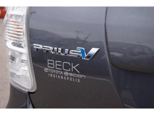 2014 toyota prius v five
