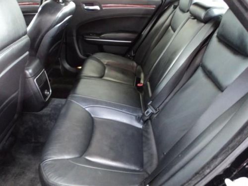 2012 Chrysler 300 Limited, image 5