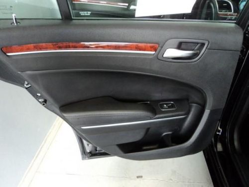 2012 Chrysler 300 Limited, image 27