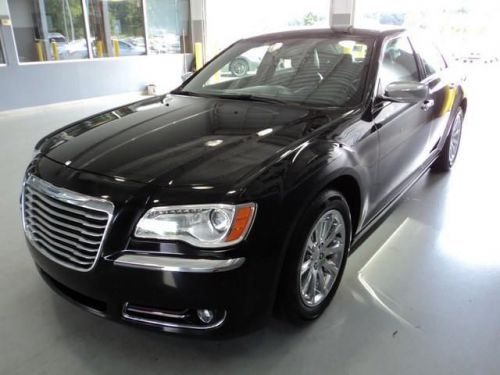 2012 Chrysler 300 Limited, image 31