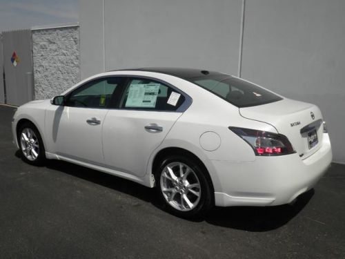 2014 nissan maxima sv