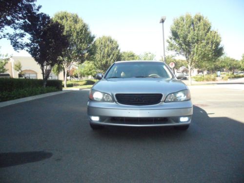 Infiniti i35 2002 4 door sedan, automatic, 3.5l ,v-6, leather, moon roof