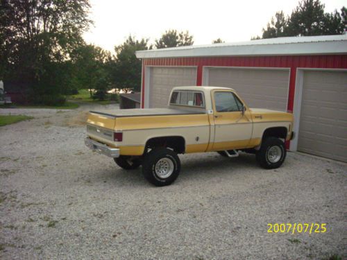 Rare!!!  original!!!!!  1977 chevrolet 4x4 shortbox silverado