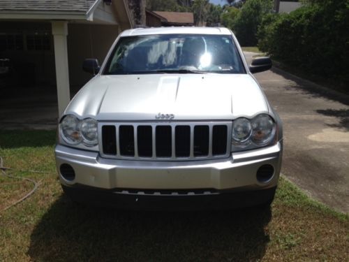 2006 jeep grand cherokee laredo sport utility 4-door 3.7l