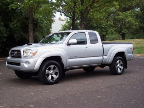 Toyota tacoma sr5, trd, loaded, super clean, 4.0 , auto, alloys