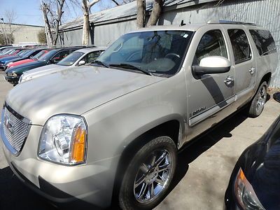 2007 gmc yukon denali xl awd navigation dvd-no reserve