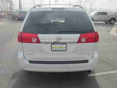2008 Toyota Sienna AWD Limited 7 passenger 5 door van, US $23,990.00, image 8