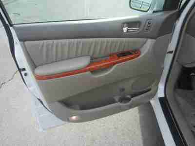 2008 Toyota Sienna AWD Limited 7 passenger 5 door van, US $23,990.00, image 12
