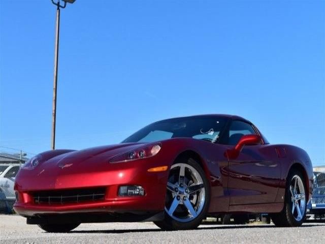 Chevrolet corvette base coupe 2-door