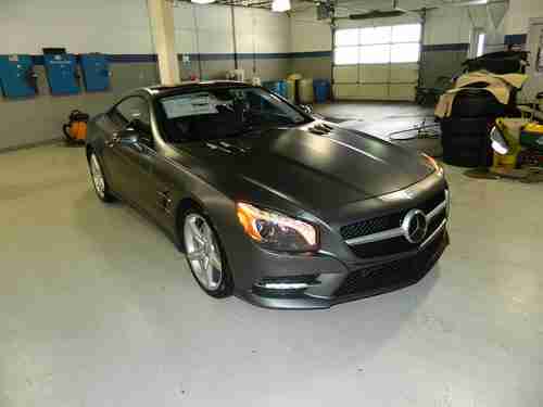 Matte Grey / Bang & Olufsen Sound / Distronic / Magic Sky / AMG Sport Wheels, US $115,000.00, image 4