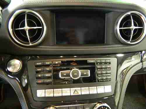 Matte Grey / Bang & Olufsen Sound / Distronic / Magic Sky / AMG Sport Wheels, US $115,000.00, image 6