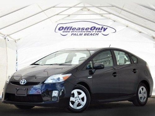 Low miles cd player push button start hybrid all power off lease only