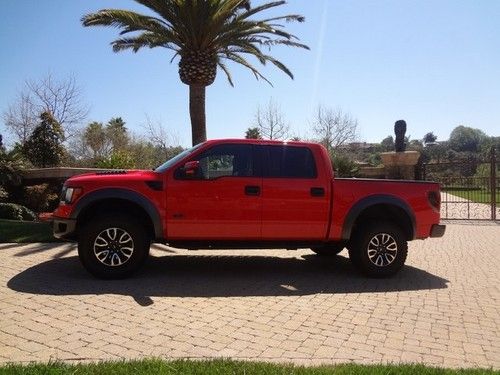 2012 f150 raptor**only 8300 miles**like brand new