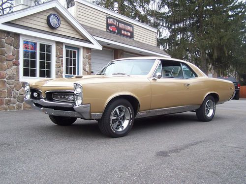 1967 pontiac gto