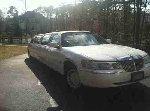 2001 Lincoln Town Car Executive Limousine 4-Door 4.6L, US $10,999.00, image 2