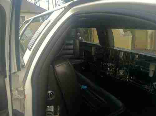2001 Lincoln Town Car Executive Limousine 4-Door 4.6L, US $10,999.00, image 4